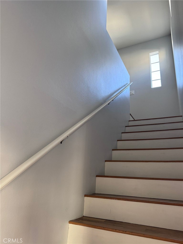Dakota (DAKO) - Residential Lease