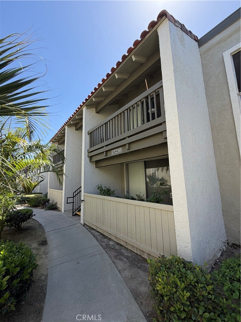 17230 San Mateo 20