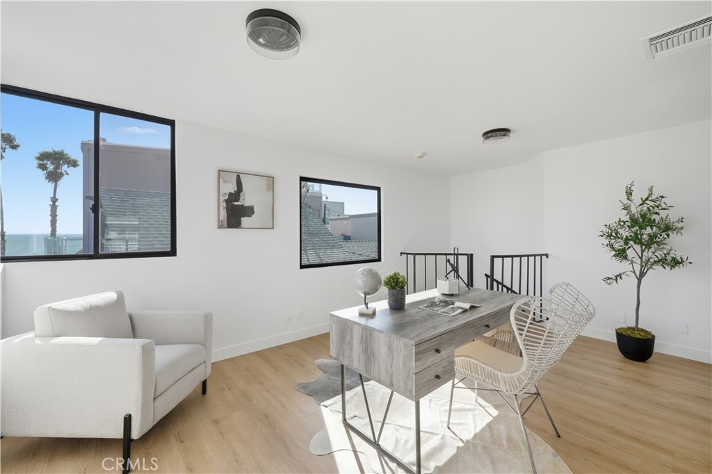 Peninsula (PI) - Residential