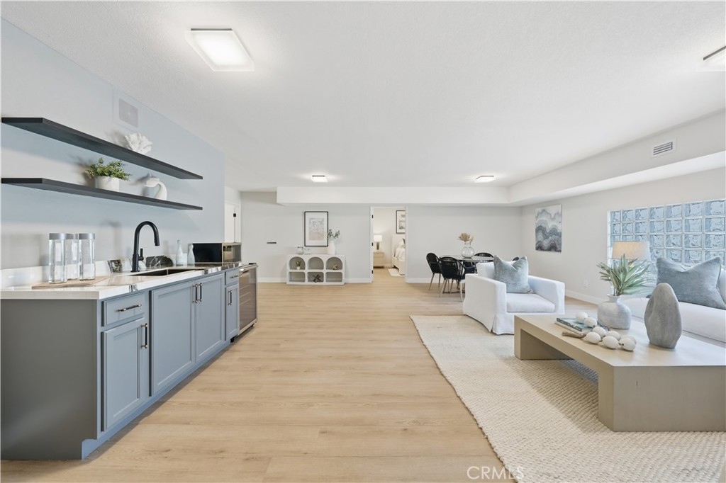 Peninsula (PI) - Residential