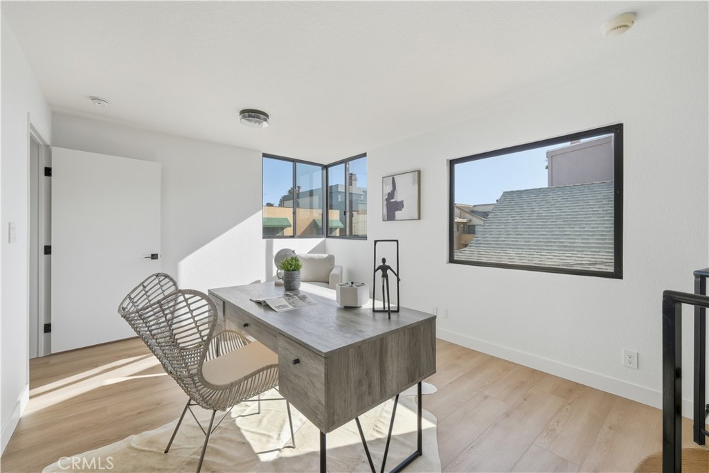 Peninsula (PI) - Residential