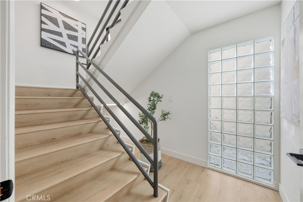 Peninsula (PI) - Residential