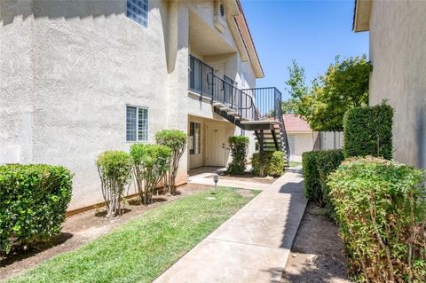 Photo of 1542 E Alluvial AVE #119, Fresno, CA 93720 (MLS # FR26151352)