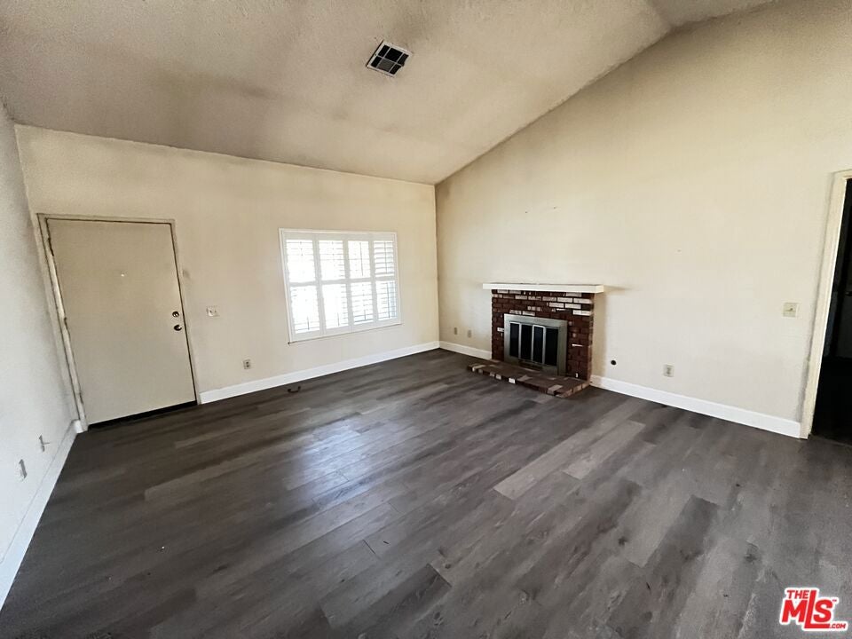 689 W Norwood Street