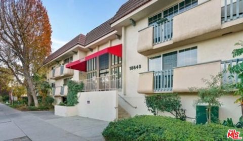 Photo of 18640 Collins Street #216, Tarzana, CA 91356 (MLS # 26702631)