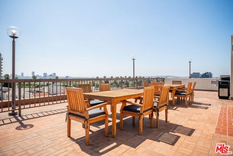 Tiny photo for 325 N Oakhurst Drive #405, Beverly Hills, CA 90210 (MLS # 26103089)