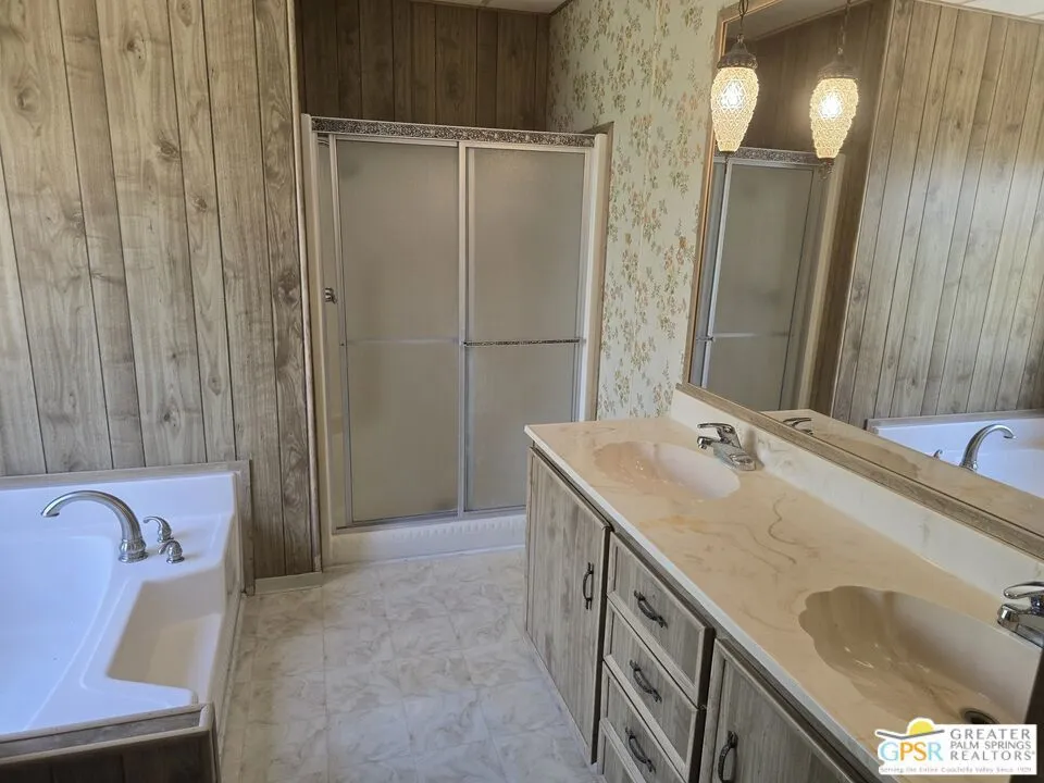 Palm Springs, California 92264, United States, 2 Bedrooms Bedrooms, ,2 BathroomsBathrooms,Residential,Active,152290