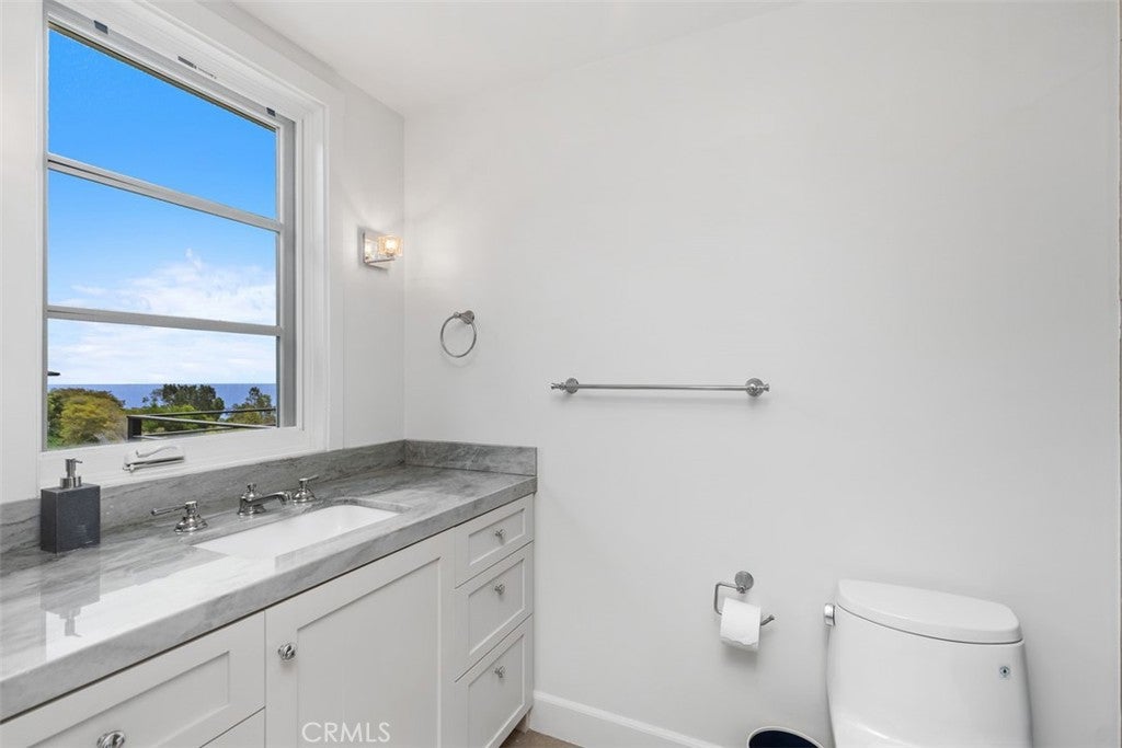 802 Summit, Laguna Beach CA 92651 - Photo 34