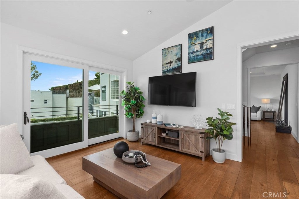 802 Summit, Laguna Beach CA 92651 - Photo 11