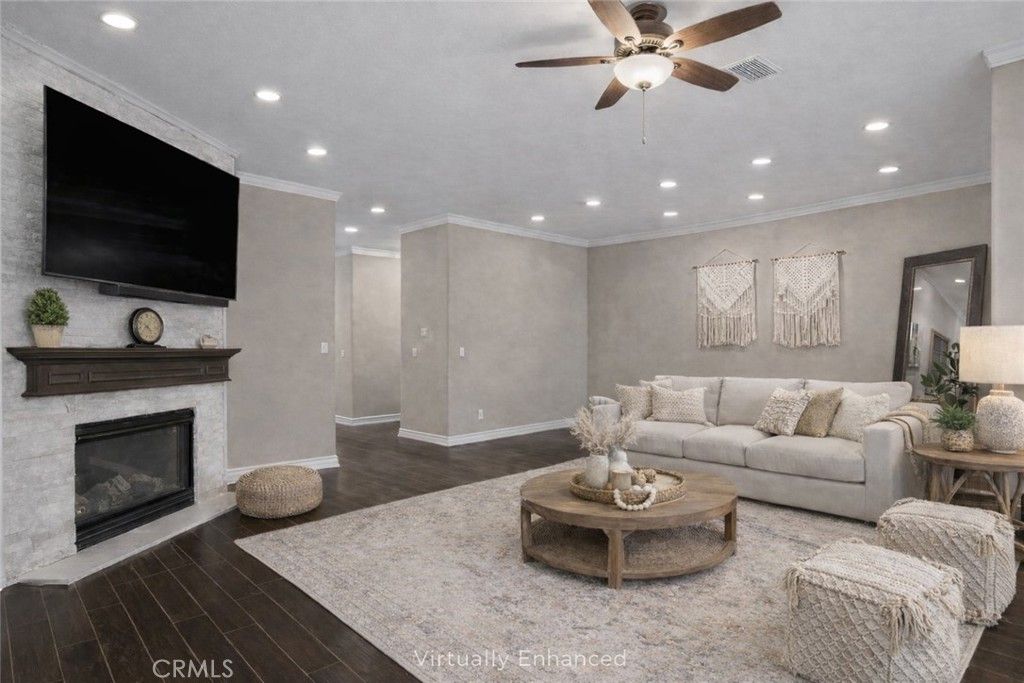 Photo of 1360 Ashton Park Lane, Thousand Oaks, CA 91320 (MLS # SB26037516)