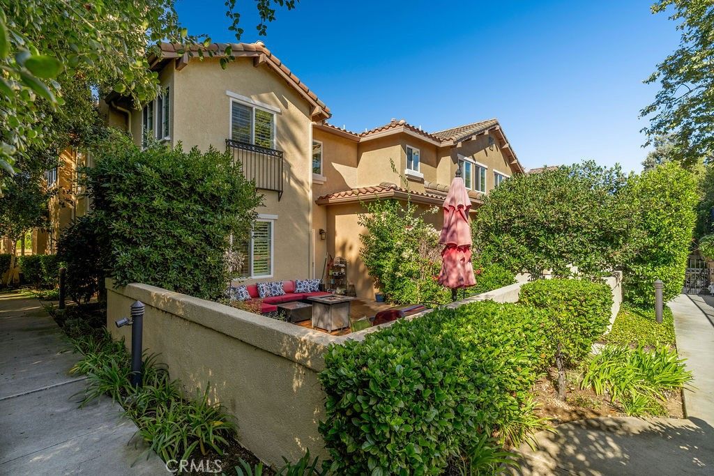 Photo of 1360 Ashton Park Lane, Thousand Oaks, CA 91320 (MLS # SB26037516)