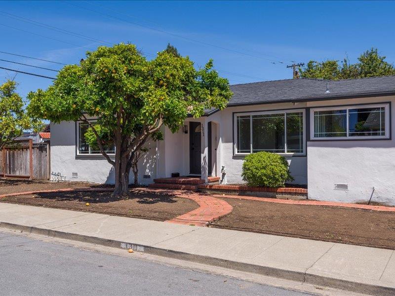 1311 Woodland Avenue