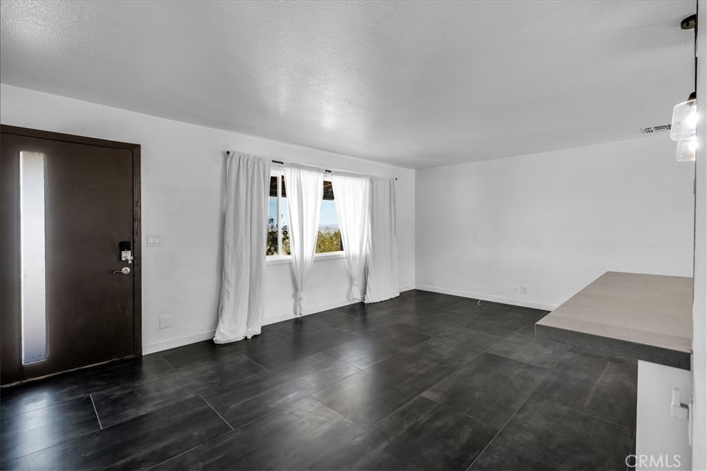 Properties 3 61381 Alta Mura