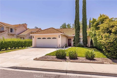 Photo of 40207 Mimulus WAY, Temecula, CA 92591 (MLS # TR26149225)