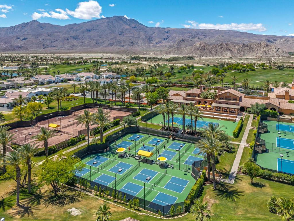 Andalusia at CM - Residential