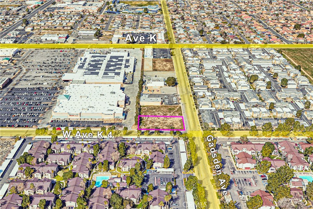 Exceptional Investment Opportunity!
Located in a prime development area, this vacant lot spans over half an acre and sits prominently at the corner of K-4 Avenue and Gadsden Avenue in Lancaster. Zoned for commercial use, the property offers a rare advantage with no Joshua trees, making the development process smoother and more straightforward. Surrounded by established apartment communities and close to schools, this lot is ideally positioned for future growth. Don’t miss your chance to invest in this thriving and fast-growing area!