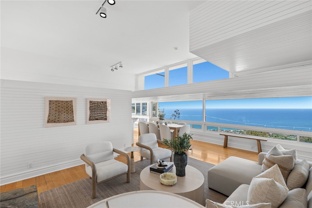 1105 Summit Drive, Laguna Beach CA 92651 - Photo 7