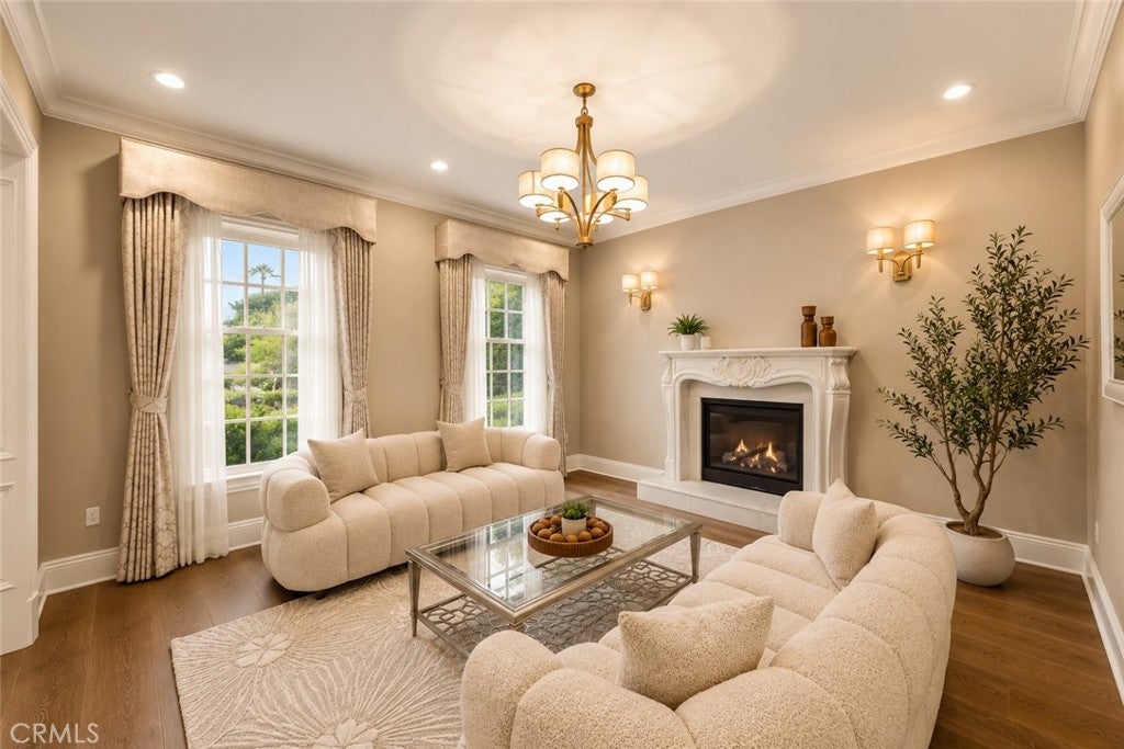827 Murietta Drive