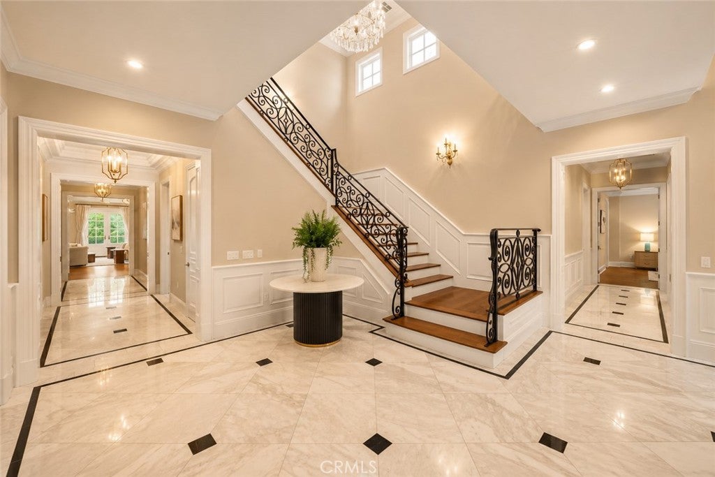 827 Murietta Drive