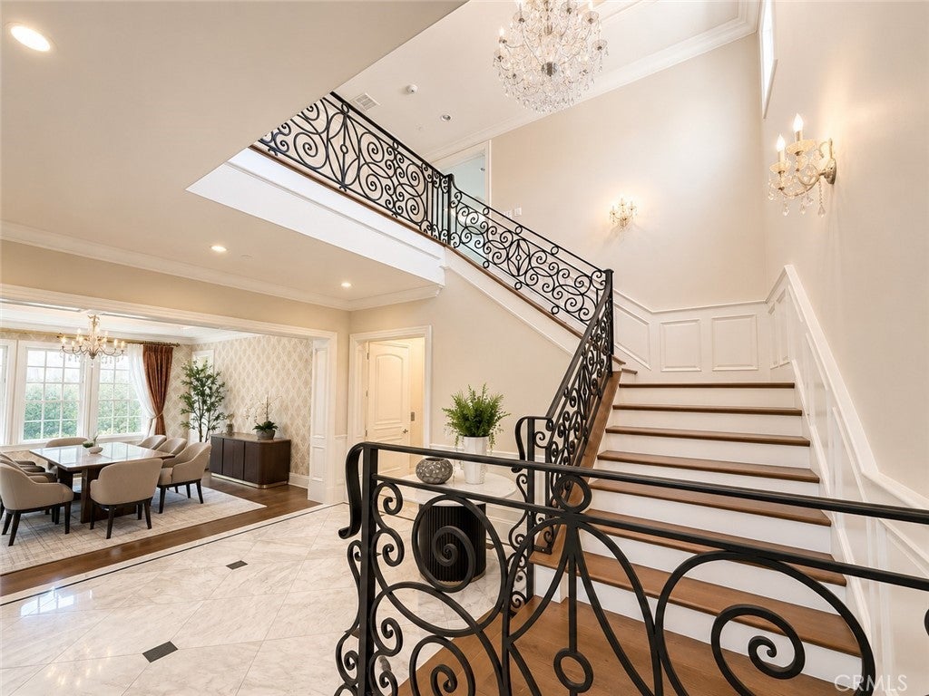 827 Murietta Drive