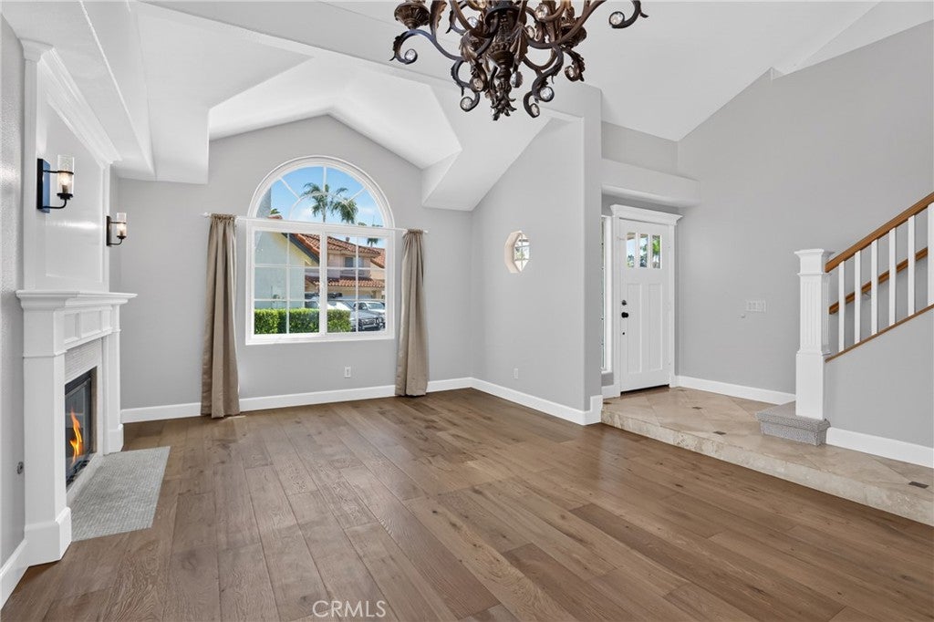 30045 Topsail