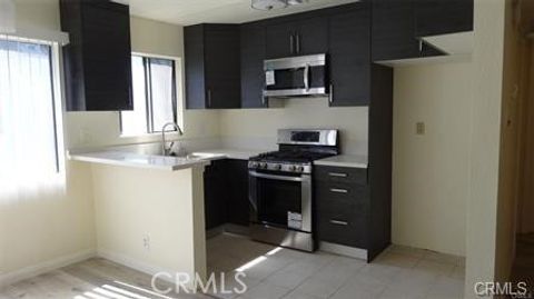 Photo of 518 Oak Street #7, Glendale, CA 91204 (MLS # SR26002112)