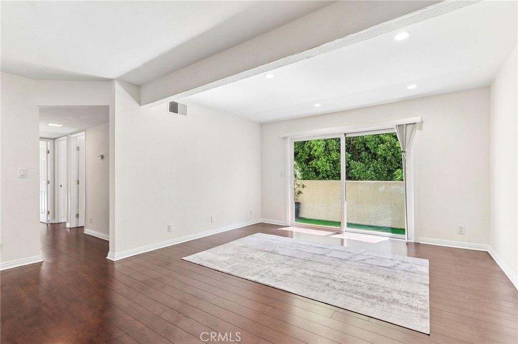 10636 Woodley 43