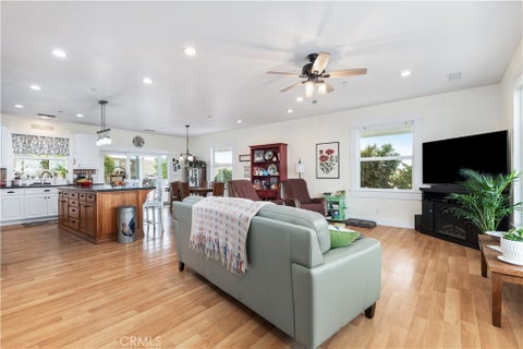 Tiny photo for 4650 Rolling Hills RD, Paso Robles, CA 93446 (MLS # NS26183679)