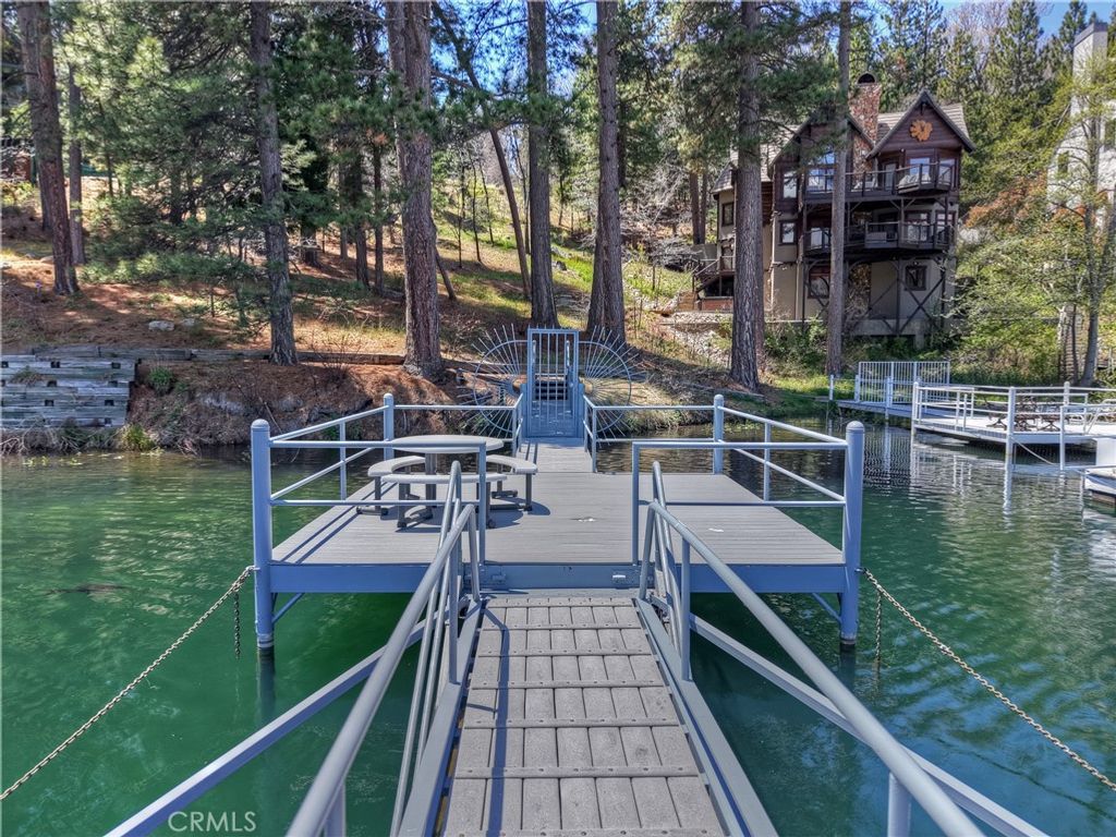 listing image 130729929874051815593