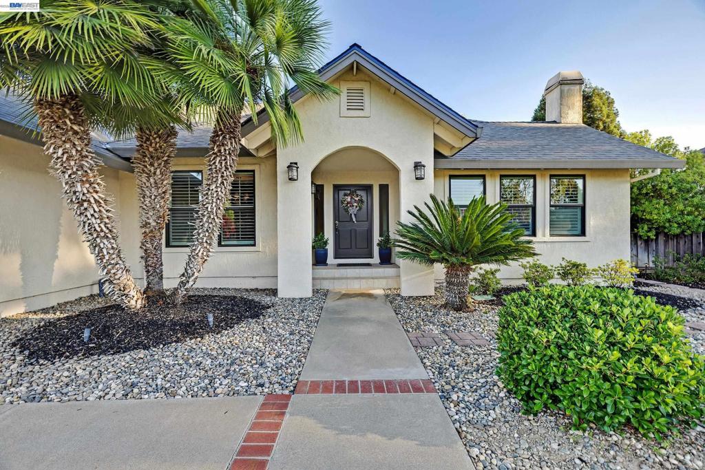 511 Rhea Way