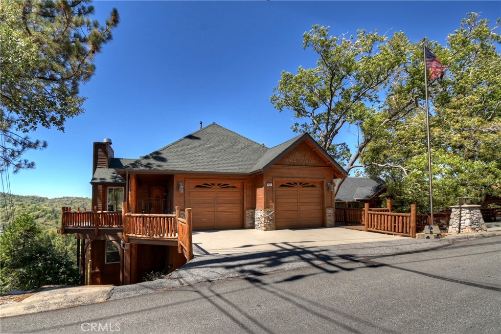 Arrowhead Woods (AWHW) - Residential