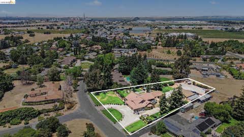 Tiny photo for 4670 Lariat Ln, Oakley, CA 94561 (MLS # 41142077)