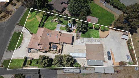 Tiny photo for 4670 Lariat Ln, Oakley, CA 94561 (MLS # 41142077)