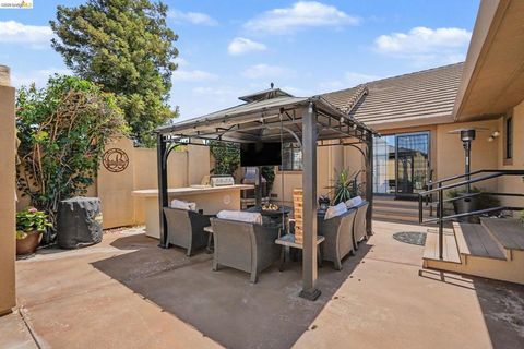 Tiny photo for 4670 Lariat Ln, Oakley, CA 94561 (MLS # 41142077)