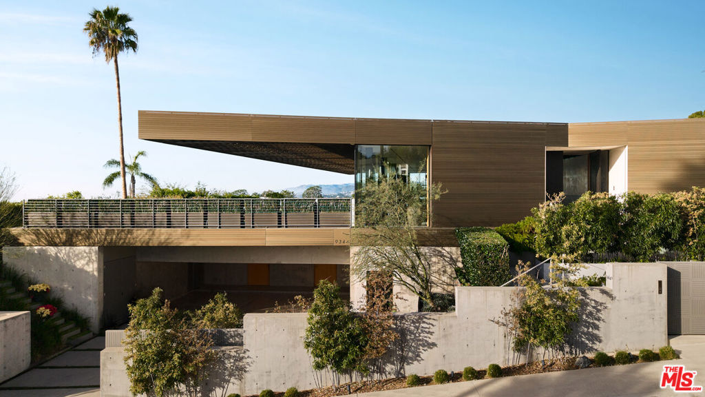 9344 Nightingale Drive