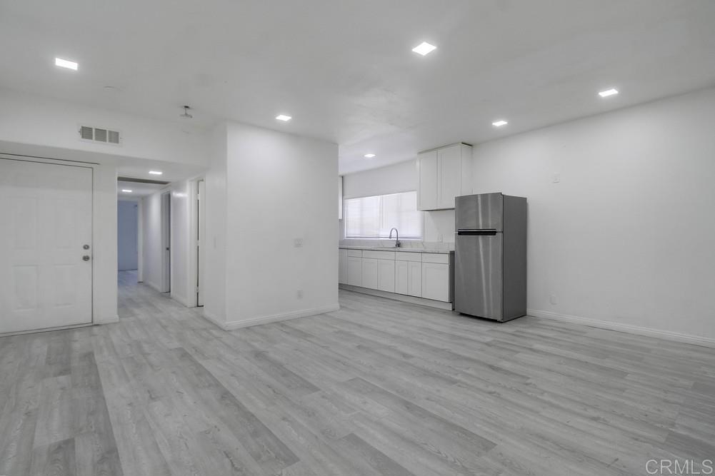 734 738 Grand Avenue