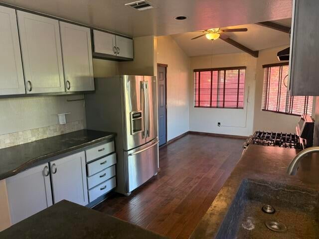 52210 Avenida Juarez