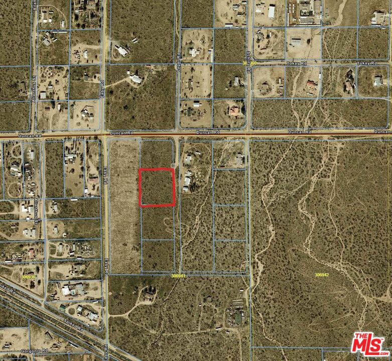 Discover a remarkable investment opportunity for your future! This stunning lot boasts breathtaking views of the majestic mountains and the serene desert landscape, all while being conveniently situated just a stone's throw from Duncan Rd. Don't miss your chance to secure a piece of paradise! Discover your ideal location today: 34.468937 -117.537461.