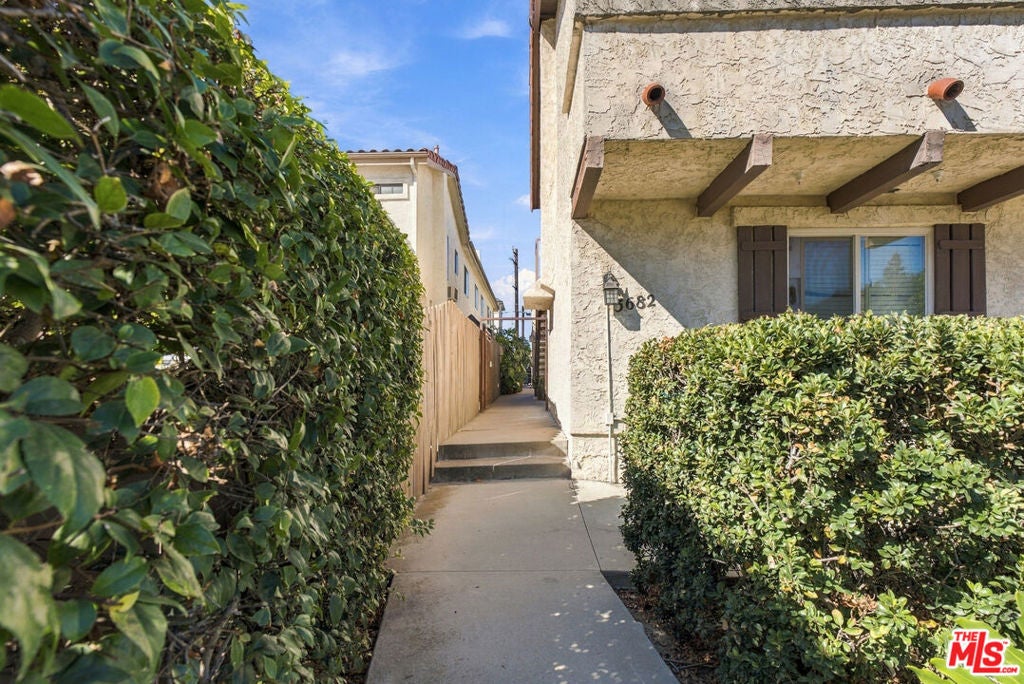 3682 Nile Street 3