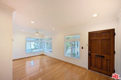 Photo of 601 9th Street #A, Santa Monica, CA 90402 (MLS # 26669497)