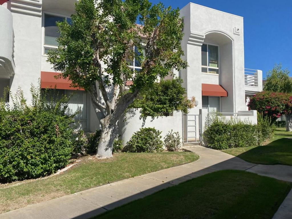 La Palme - Residential Lease