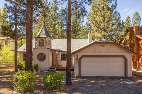 Photo of 929 Mcalister RD, Big Bear City, CA 92314 (MLS # PW26230603)