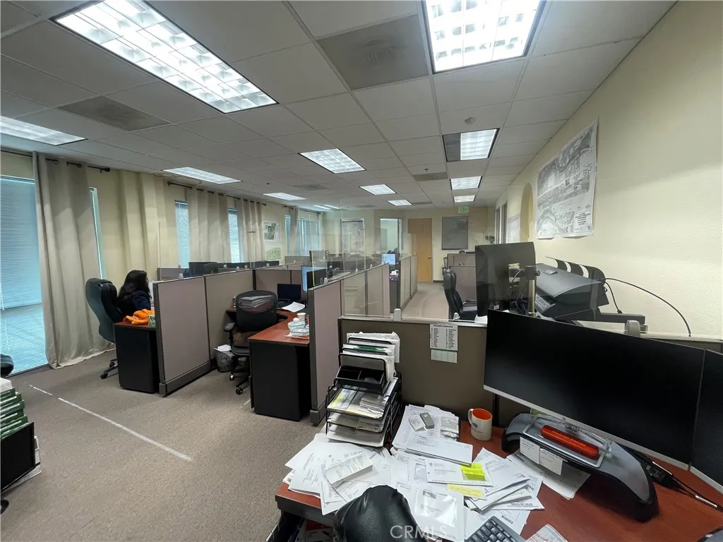 Costa Mesa, California 92626, United States, ,Residential,Active,242592