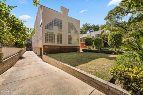 Photo of 477 S Euclid Avenue #E, Pasadena, CA 91101 (MLS # P1-28811)