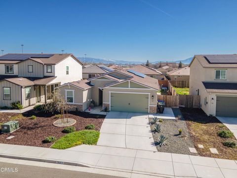 7808 Martian River Street Bakersfield CA 93311