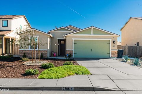 Photo of 7808 Martian River Street, Bakersfield, CA 93311 (MLS # V1-34861)