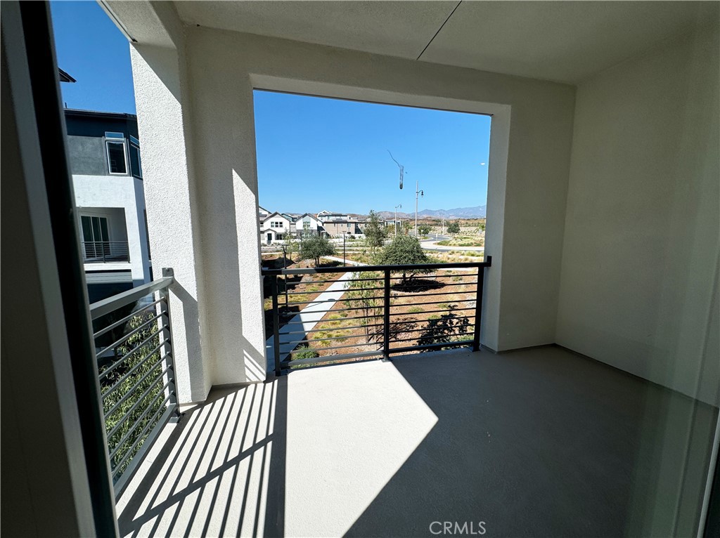 Solis Park - Residential Lease