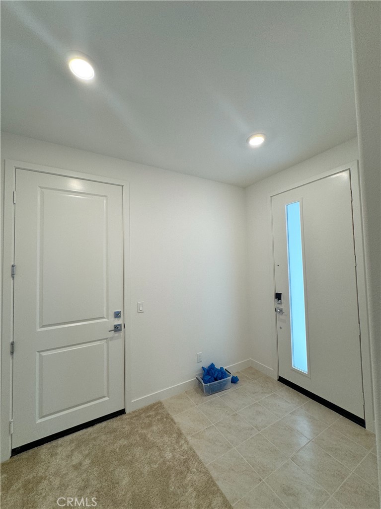 Solis Park - Residential Lease