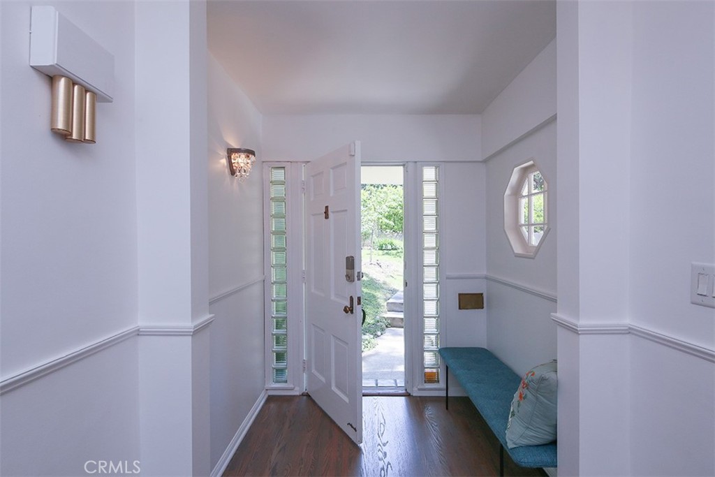 2450 Hermosita Drive