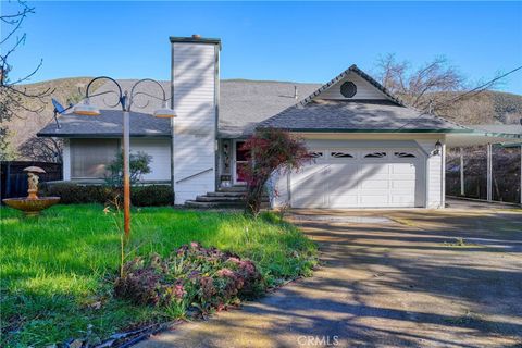 Photo of 17730 Pomo Trl, Clearlake Oaks, CA 95423 (MLS # LC26122567)